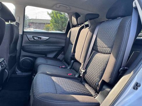 Used 2020 Nissan Rogue S w/ Special Edition Package image 23
