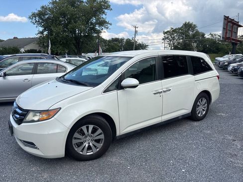 Used 2016 Honda Odyssey SE image 5