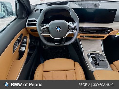 Used 2026 BMW 330i xDrive Sedan w/ Premium Package image 23