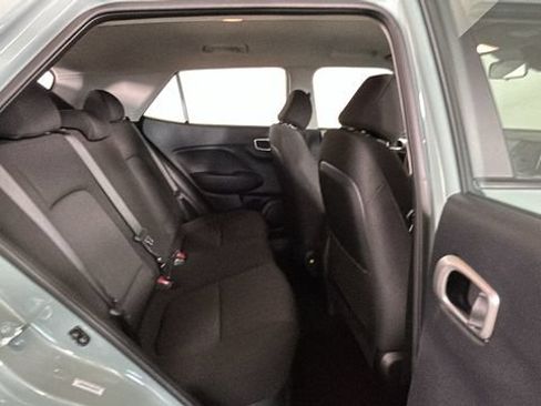 Certified 2026 Hyundai Venue SE FWD image 28