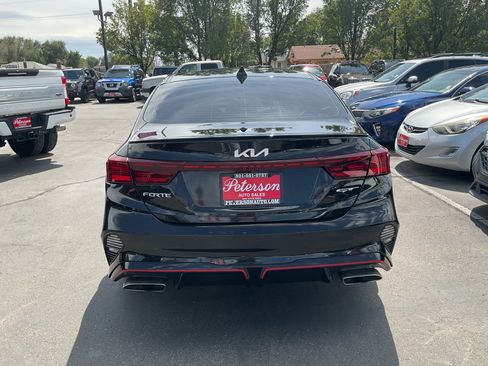 Used 2023 Kia Forte LXS w/ LXS Technology Package FWD image 8