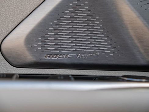 Used 2024 GMC Acadia Denali w/ Super Cruise Package image 13