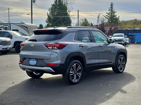 Certified 2025 Chevrolet TrailBlazer LT w/ Driver Confidence Package image 5