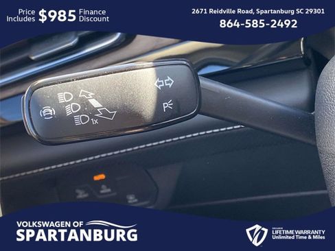 Used 2024 Volkswagen Atlas SE image 23