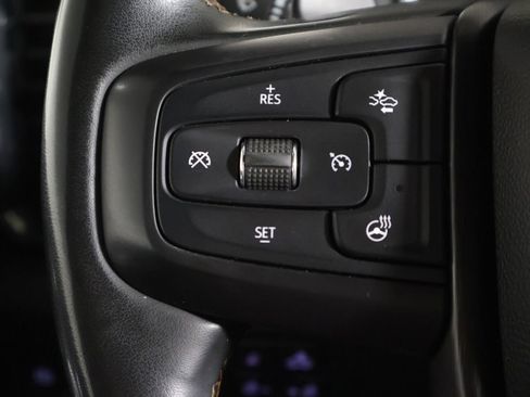 Used 2024 GMC Sierra 1500 AT4 w/ Technology Package AWD/4WD image 42