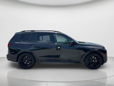 New 2027 BMW X7 xDrive40i w/ M Sport Package AWD/4WD image 3