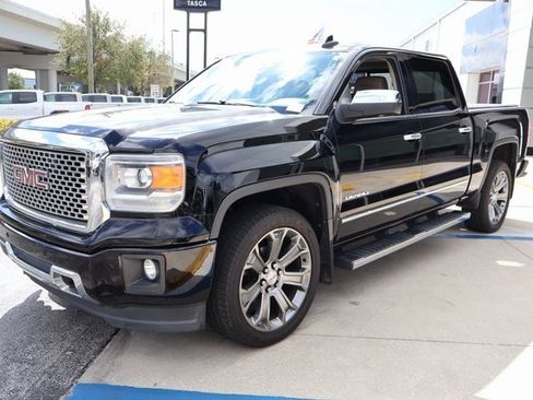 Used 2015 GMC Sierra 1500 Denali w/ Driver Alert Package image 3