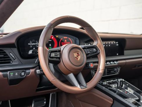 Certified 2025 Porsche 911 Carrera GTS RWD image 4