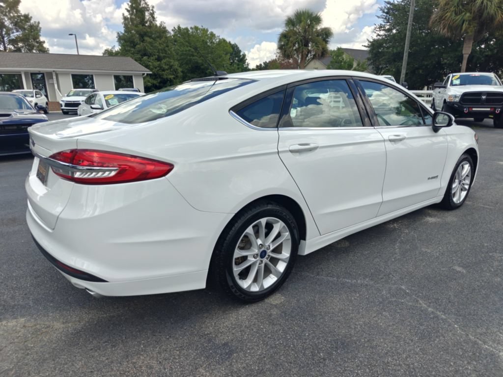 Used 2018 Ford Fusion S FWD image 8
