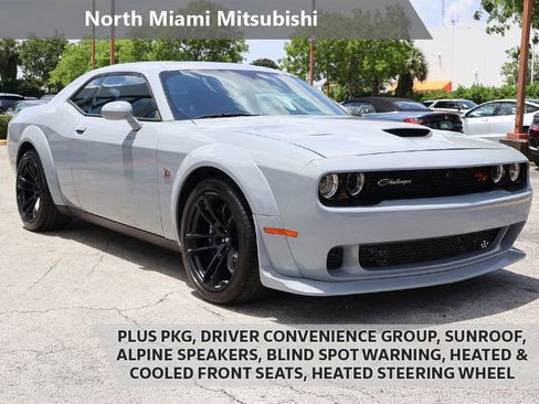 Used 2022 Dodge Challenger R/T Scat Pack RWD image 1
