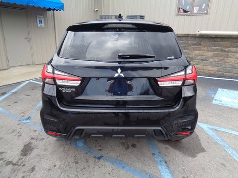 Used 2020 Mitsubishi Outlander Sport ES image 5