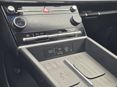 Certified 2026 Hyundai Santa Fe SEL FWD image 19