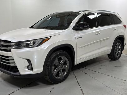 Used 2018 Toyota Highlander Limited Platinum