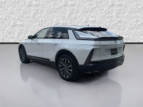 Used 2024 Cadillac Lyriq Sport AWD/4WD image 5