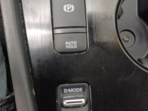 Used 2024 Nissan Rogue S FWD image 29