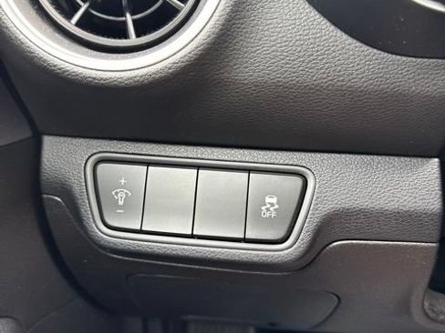 Used 2022 Kia Forte LXS FWD image 16