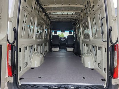 New 2026 Mercedes-Benz Sprinter 2500 image 7