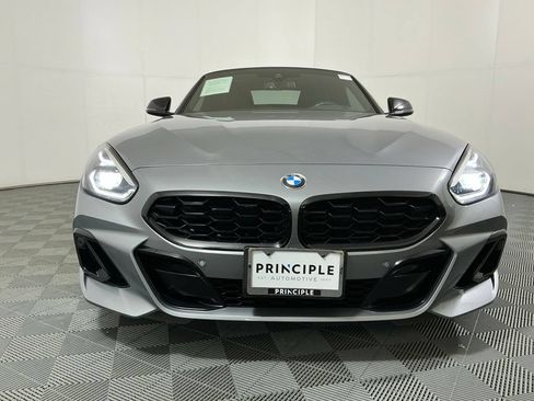 Used 2024 BMW Z4 M40i w/ Premium Package RWD image 3