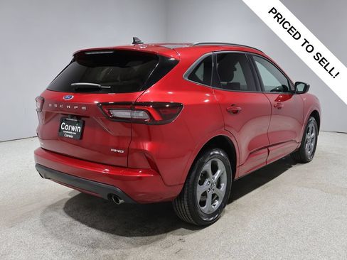 Used 2024 Ford Escape ST-Line AWD/4WD image 2
