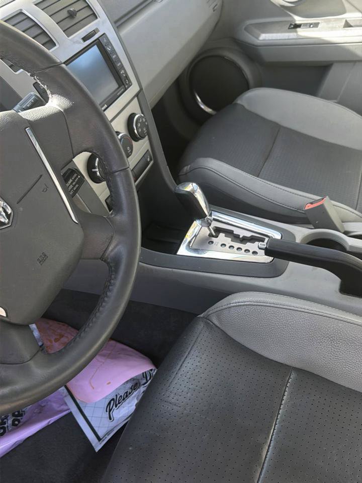 Used 2008 Dodge Avenger SXT w/ Leather Interior Group FWD image 12