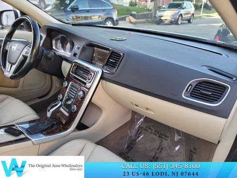 Used 2014 Volvo S60 T5 image 16