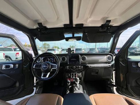 Used 2022 Jeep Gladiator Rubicon w/ LED Lighting Group image 14