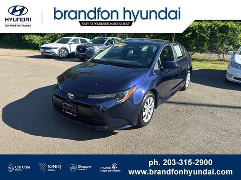 Used 2024 Toyota Corolla LE FWD image 3