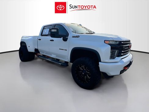 Used 2022 Chevrolet Silverado 3500 High Country image 1