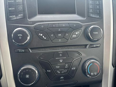 Used 2016 Ford Fusion SE image 31