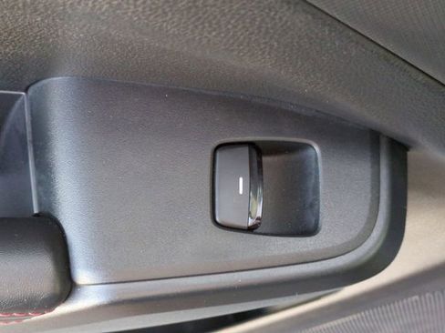 Used 2025 Subaru Impreza 2.0i Sport image 29