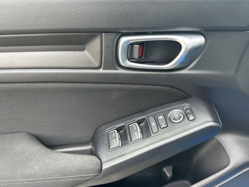 Certified 2024 Honda Civic Sport image 11