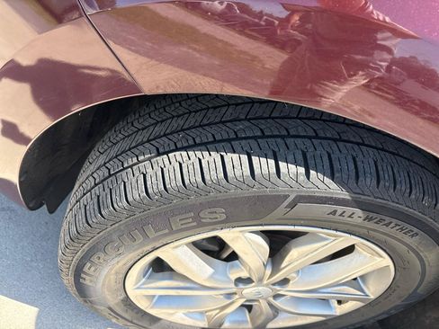 Used 2020 Kia Sedona EX FWD image 21