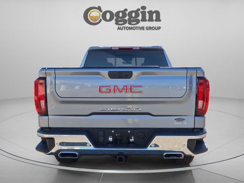 Used 2023 GMC Sierra 1500 SLT w/ SLT Premium Package image 4