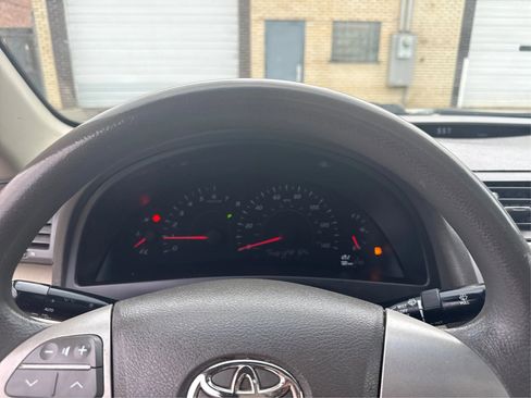 Used 2008 Toyota Camry LE FWD image 19