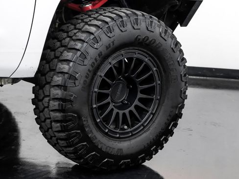 Used 2010 Toyota Tundra 4x4 CrewMax image 60