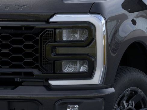 New 2026 Ford F250 XL w/ STX Appearance Package AWD/4WD image 18