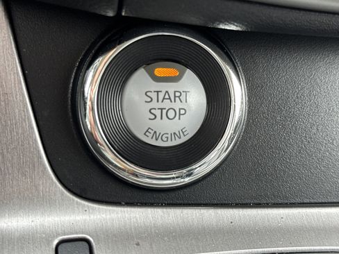 Used 2023 Nissan Murano SV image 24