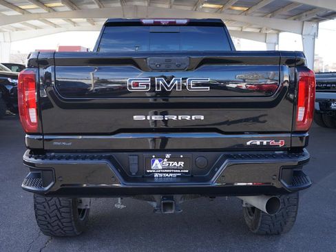 Used 2021 GMC Sierra 2500 AT4 w/ AT4 Premium Plus Package image 4