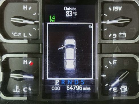 Used 2019 Toyota Tundra SR5 RWD image 14