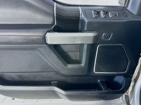 Used 2018 Ford F450 Platinum w/ Platinum Ultimate Package AWD/4WD image 25