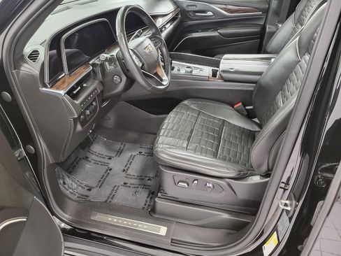 Used 2021 Cadillac Escalade Sport Platinum AWD/4WD image 9