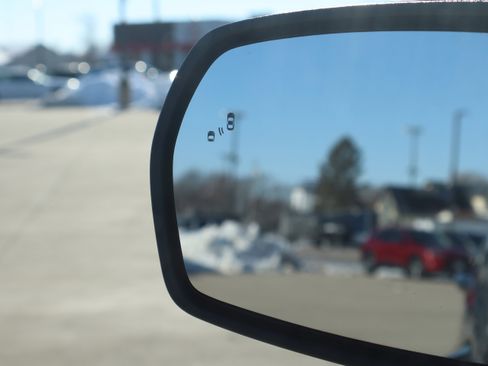 Used 2024 Ford Edge SEL w/ Convenience Package image 23