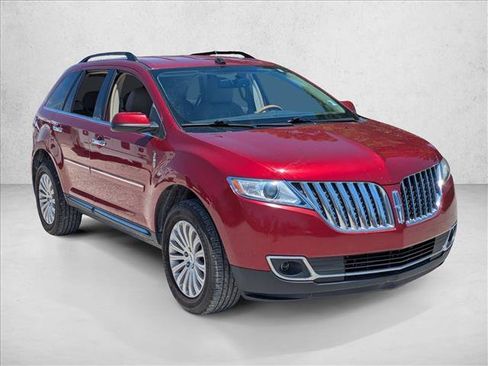 Used 2013 Lincoln MKX FWD w/ Wood Pkg image 3