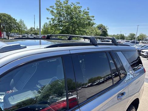 Used 2025 GMC Yukon AT4 Ultimate w/ LPO, Floor Liner Package AWD/4WD image 18