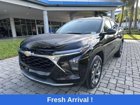 Used 2024 Chevrolet Trax LT FWD image 20