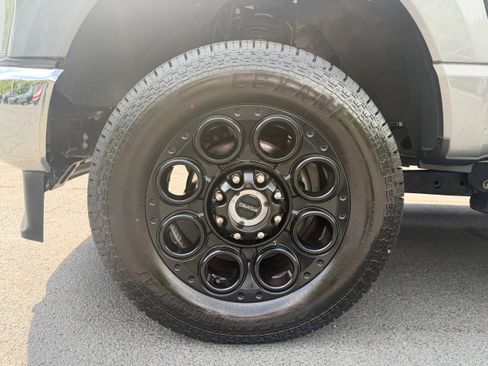 Used 2024 Ford F250 XL AWD/4WD image 10