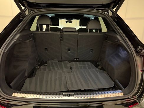 Used 2021 Audi Q3 2.0T Premium w/ Convenience Package image 29