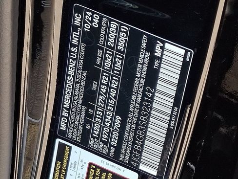 Used 2025 Mercedes-Benz GLE 450e 4MATIC image 27