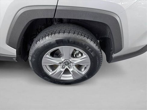 Used 2024 Toyota RAV4 XLE AWD/4WD image 9