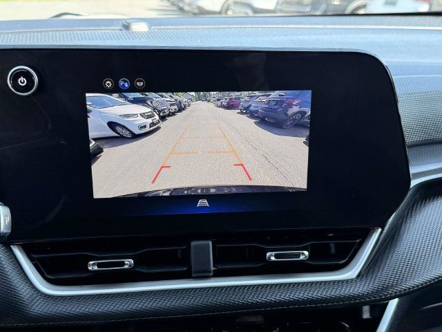Used 2026 Chevrolet Equinox LT w/ Convenience Package II AWD/4WD image 12